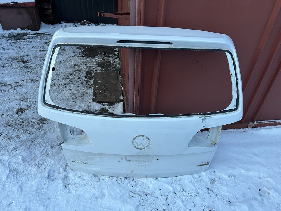 Кришка багажника, ляда Volkswagen Touran 2011-2015