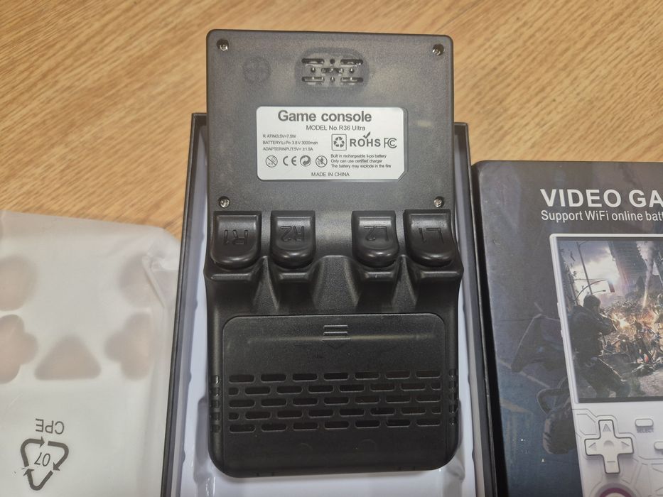 Consola jogos R36 ultra - Novo