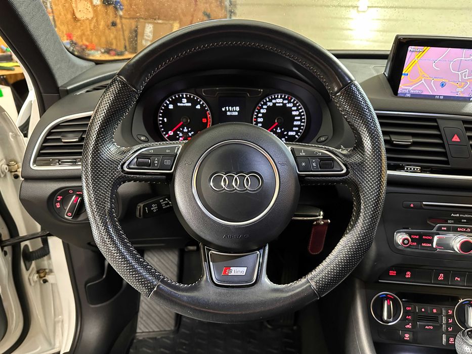 Audi Q3 2.0TDi S-Line Nacional Full Extras