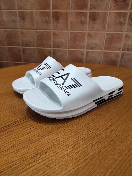 Emporio Armani 42, 43 шльопанці, шлепанцы, сланцы оригинал .