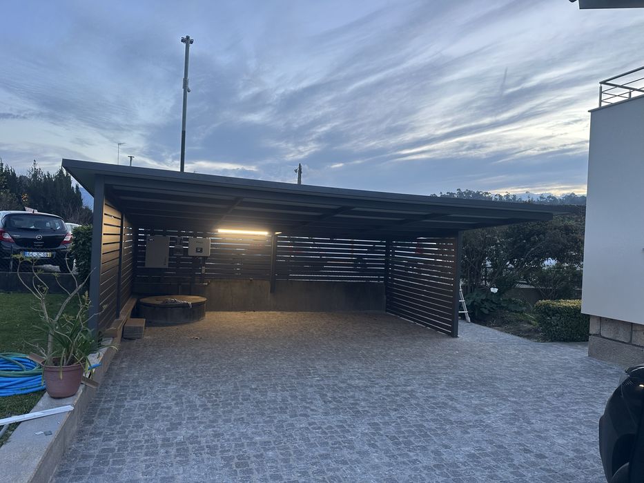 Paineis solares em pergola