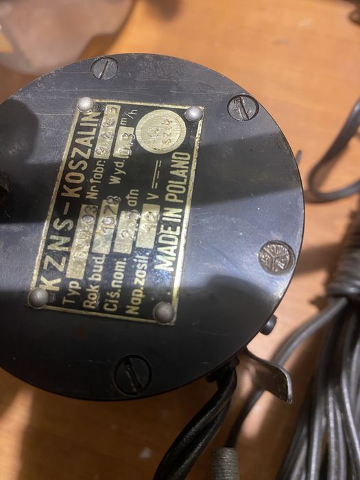 Kompresor samochodowy. PRL.