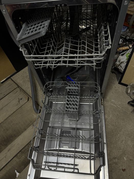 Zmywarka pod zabudowe 45