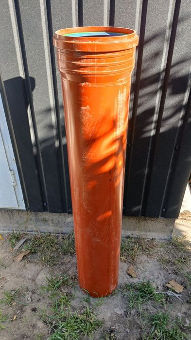 Продам трубу каналізаційну 200