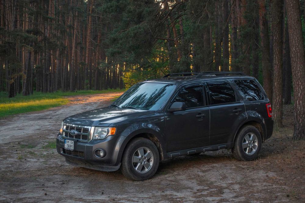 Автомобіль Ford Escape 2011