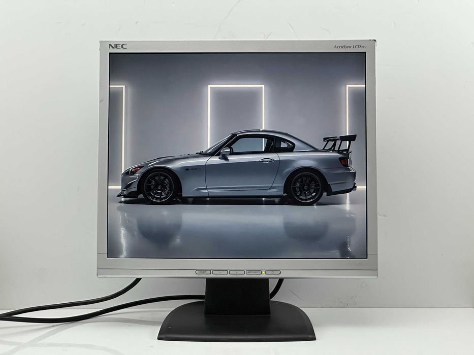 Legendarna Trwałość Monitor NEC MultiSync LCD73V Dla Ochroniarza