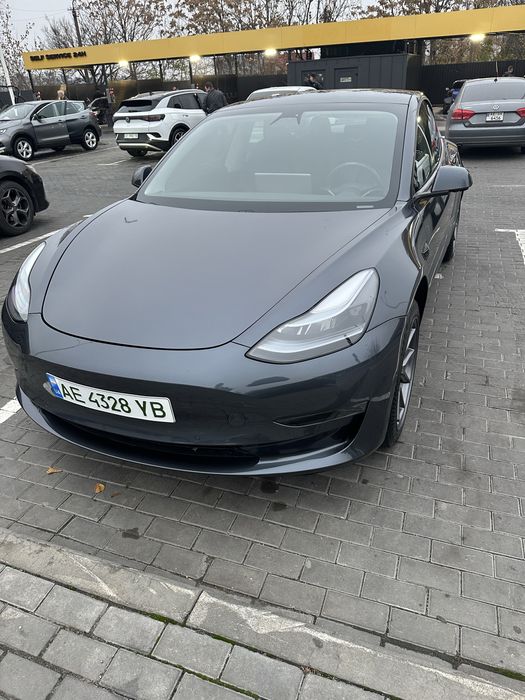 Аренда авто Tesla 3 2021 Днепр, вся Украина