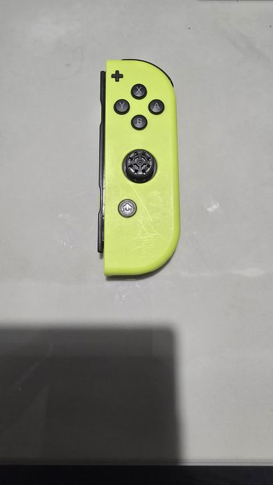 Nintendo switch apenas com 1 joystick+ acessorios e jogo super mario 3