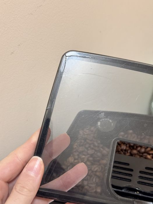 Кавоварка DeLonghi Magnifica S з капучінатором, вживана