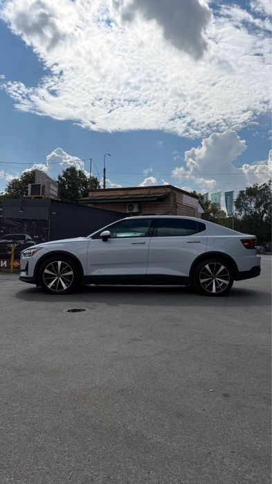 Продам сучасний та стильний електромобіль Volvo Polestar 2021 року