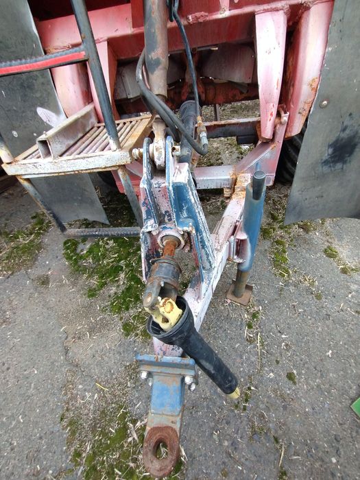 Розкидач Rauch Axis M 30.2