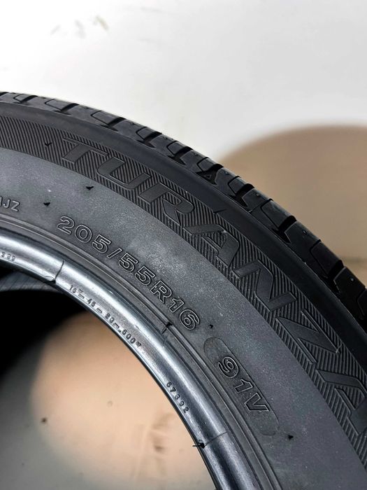 Pneus Bridgestone Turanza T001 - 205/55/16 - Como NOVOS