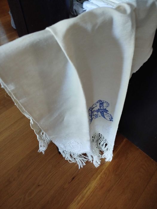 panos/toalhas em linho/renda