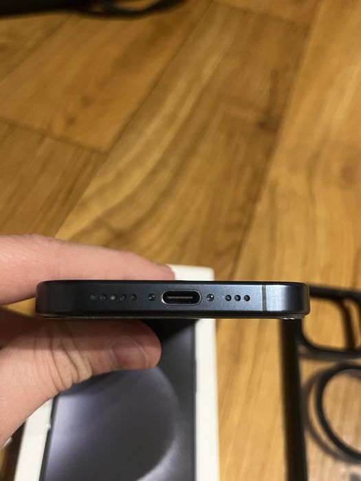 Iphone 15 pro blue titanium 128gb