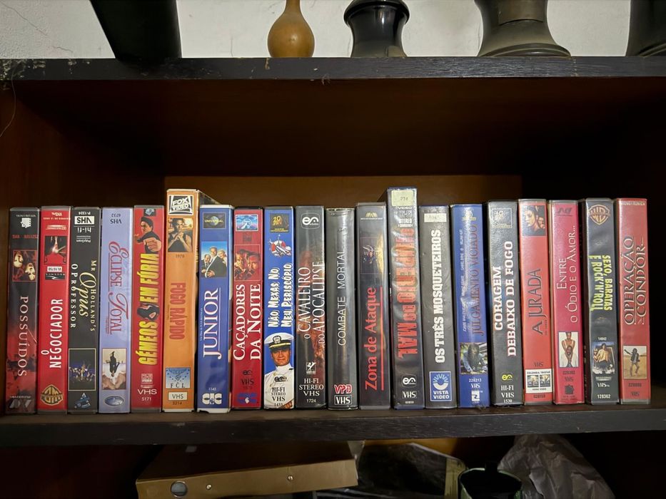 100 filmes antigos ( aventura,drama) Vhs