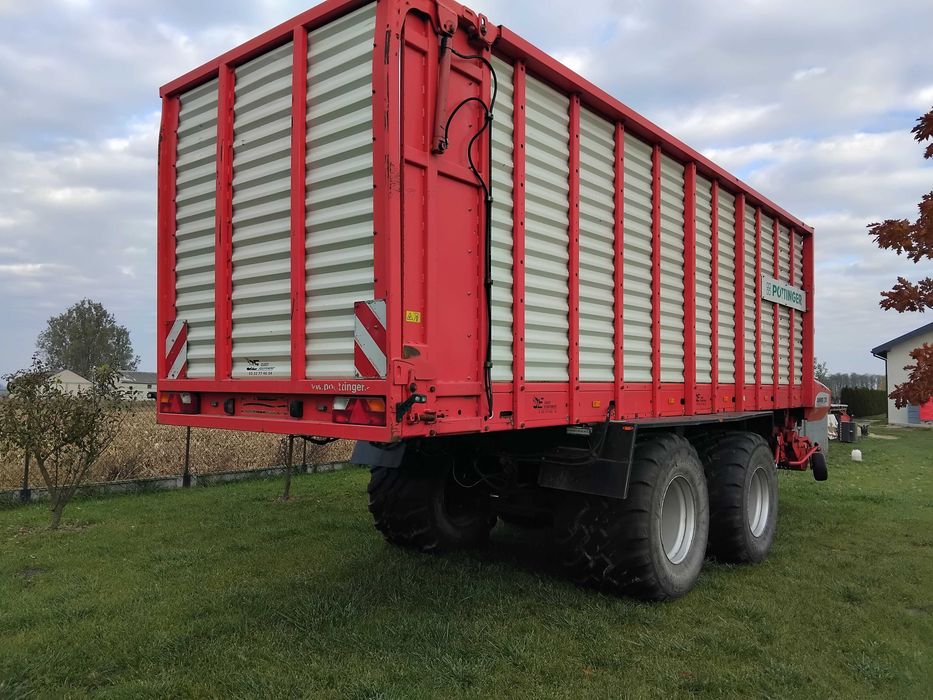 Przyczepa Samozbierająca Pottinger jumbo 7200