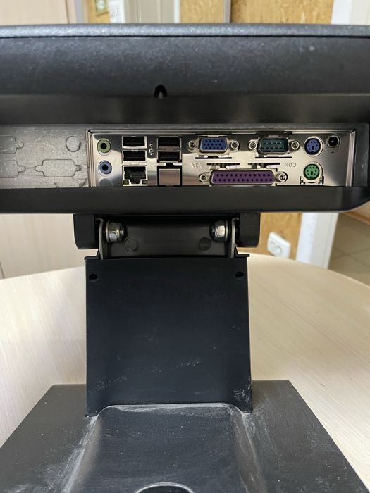 Кассовый POS терминал сенсорный