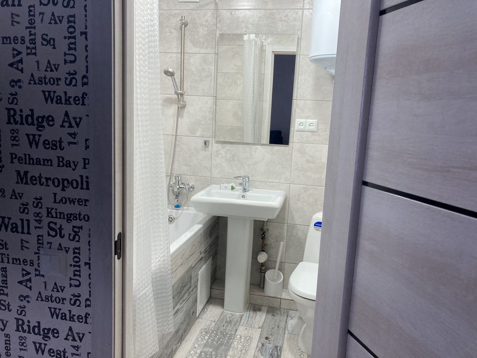 1-к квартира ЛЮКС подобово,центр-площа Перемоги,вокзали,Смарт ТВ,док’