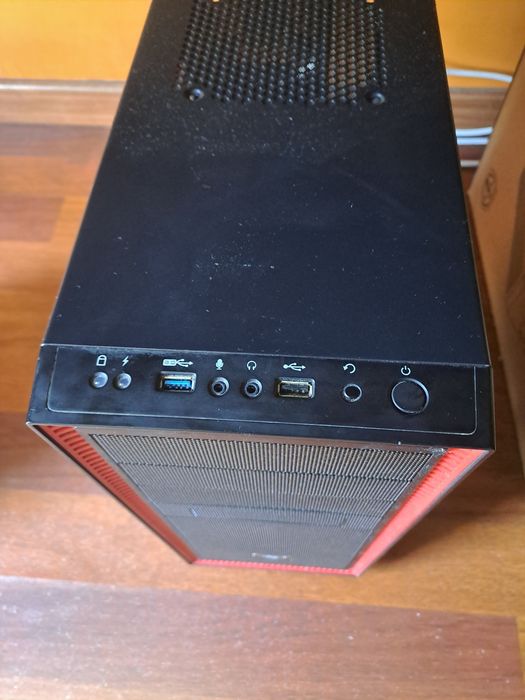 Caixa DeepCool Tesseract SW-RD ATX Mid Tower