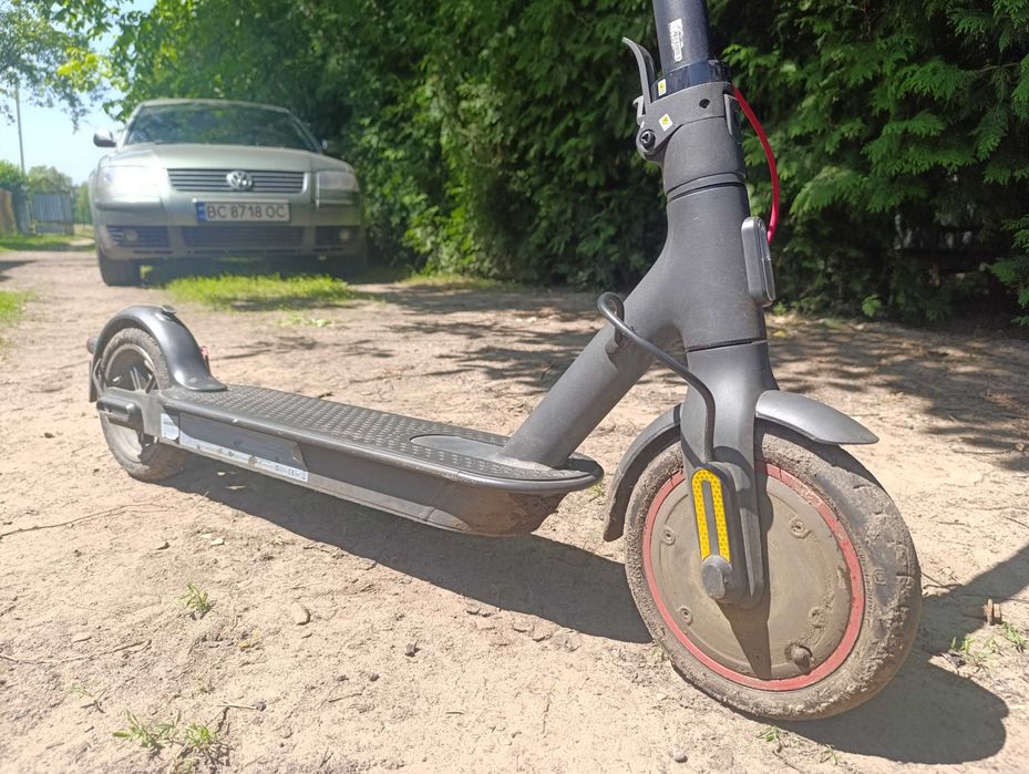 Продам Електросамокат Xiaomi Mi 2 Pro