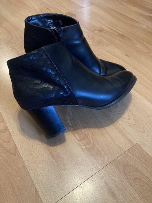 Eleganckie buty rozm 38