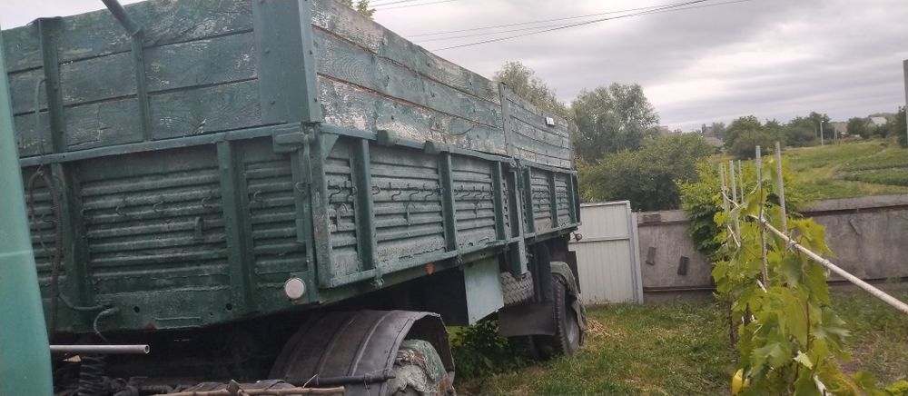 Продам Бортовий Полуприцеп