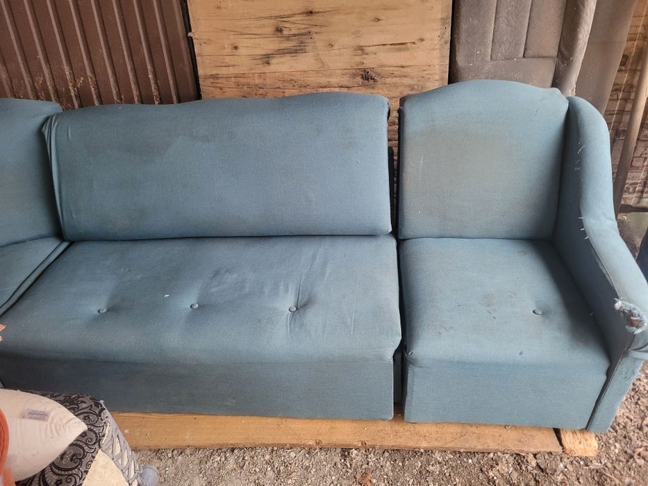 Дивани для дачі, альтанки або флігіля.