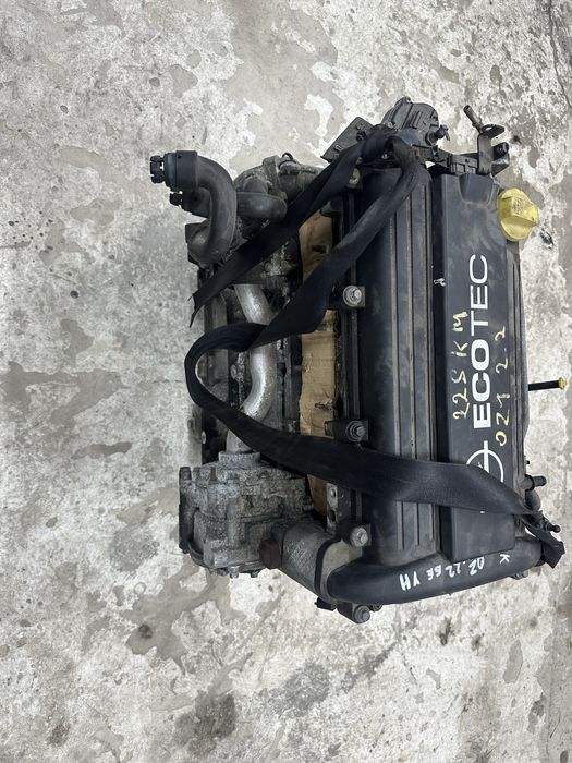 225 км Двигун Z22YH для Opel Vectra C Zafira b 2.2 16V 02-08