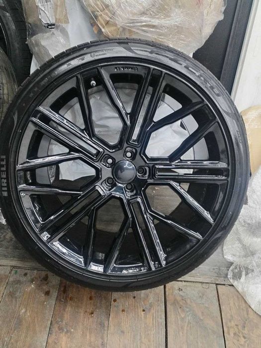 Диски LUMMA SPORTRIM CLR 23LR резина Pirelli летняя 295\35\23 BMW X7