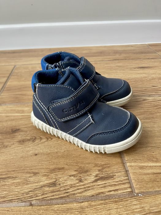 Демисезонне взуття/ черевички для хлопчика 23 розмір