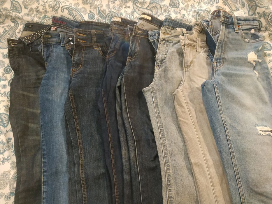 Женские джинсы продам