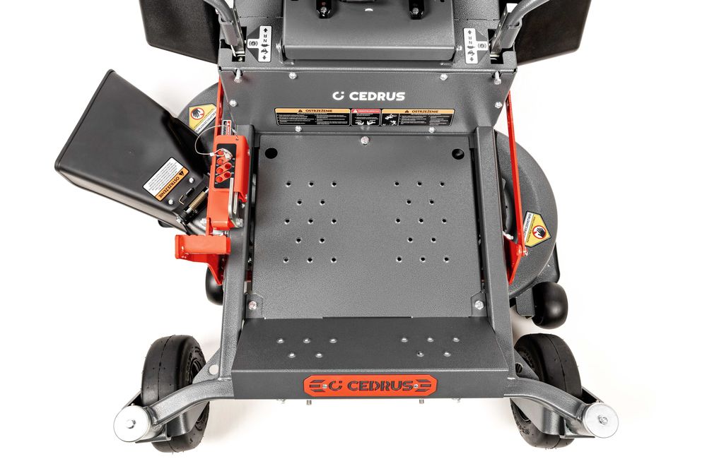 Traktorek Cedrus ZERO-SKRĘT C-TRAC-Z107 V-TWIN deck 107cm