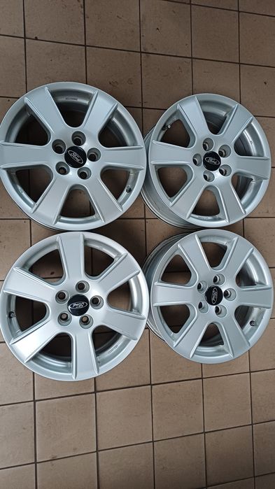 FELGI ALU 16cali, 6.5,et50 ,śruby 5x108.pasują do volvo ford.polecam
