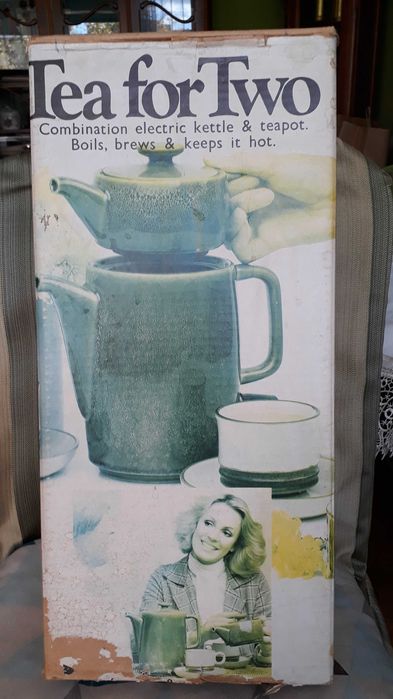 Zestaw: ceramiczny, dzbanek do podgrzewania wody - okres PRL