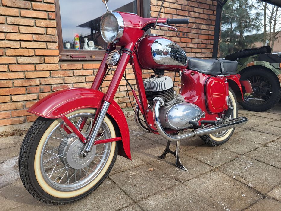 Jawa 350 / 360 jawa panelka