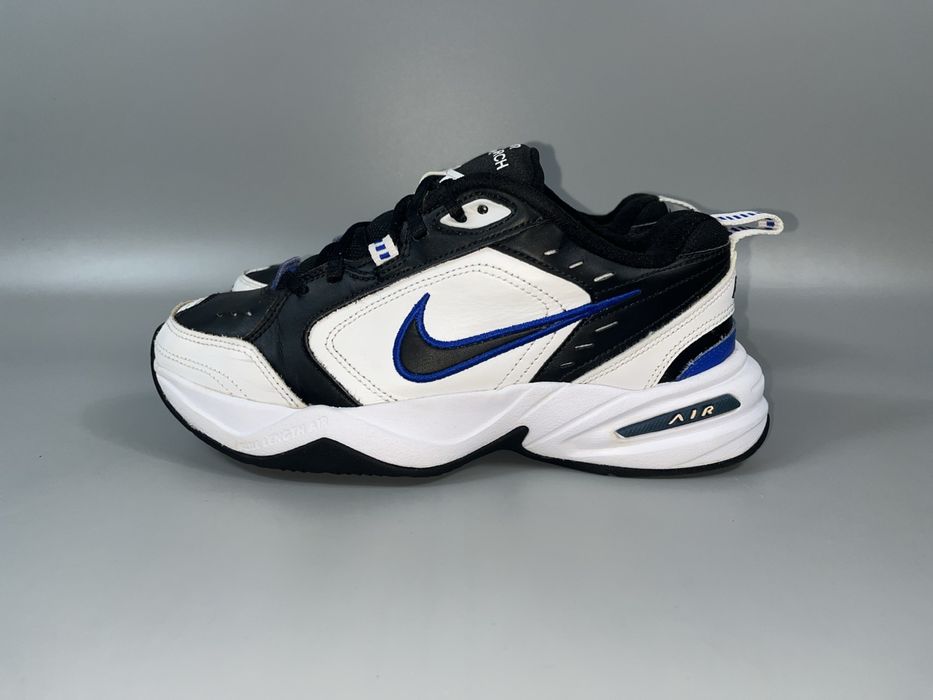 Кросівки Nike Monarch 38.5 розмір (по устілці 24 см)