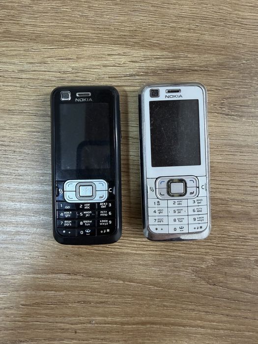 лот телефони Nokia 9300i 95 6670 E7