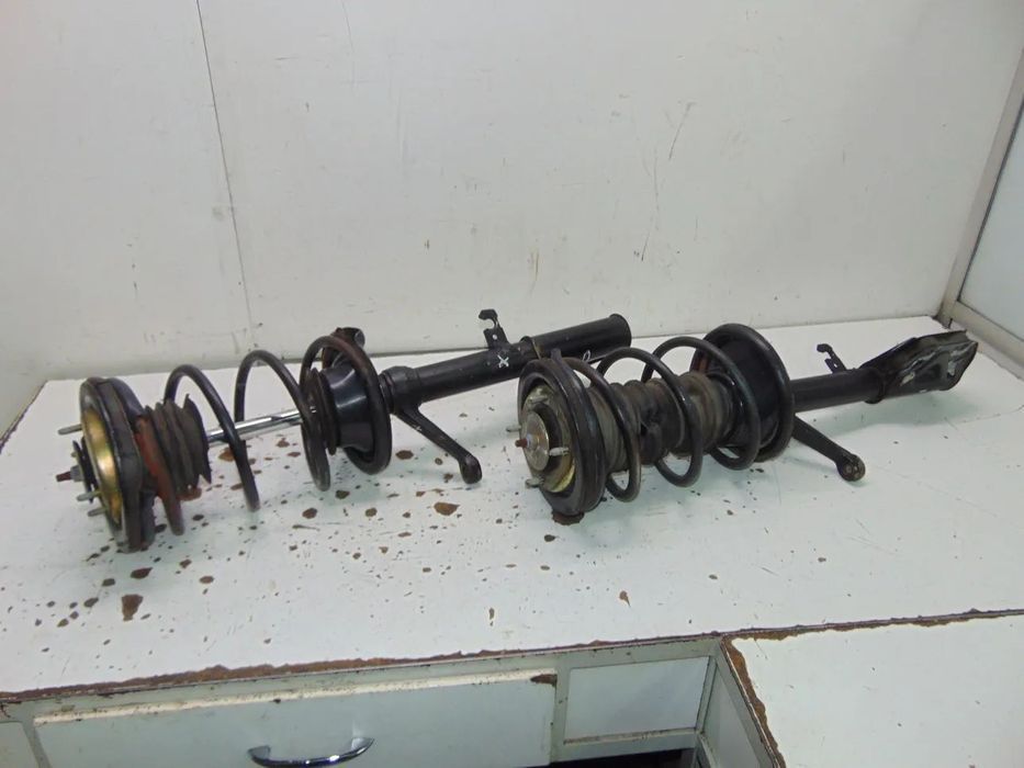 Alfa Romeo 33 suspensão frente " usado em bom estado