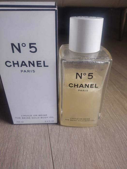 Olejek do ciała z drobinkami Chanel n5