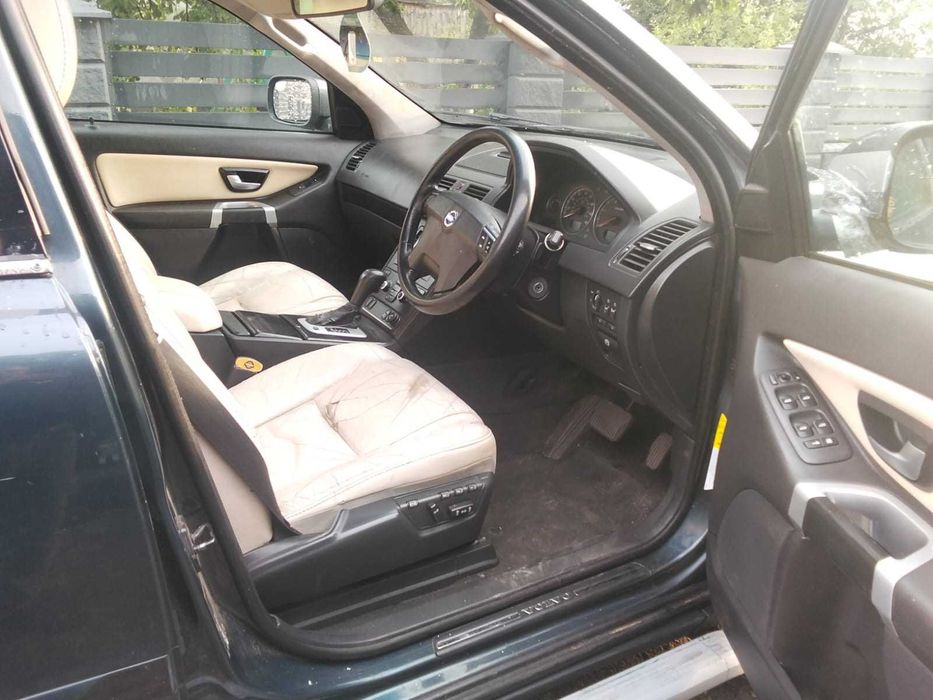 продаю Volvo V90 2006 рік 2.4 дизель D 5 повний привід автомат торг,обмін