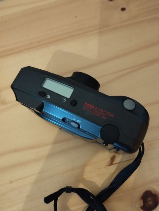 Máquina analogica Kodak star zoom 105 QD