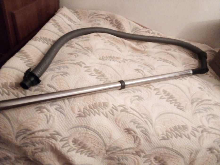 Продаю пылесос Saturn 1400