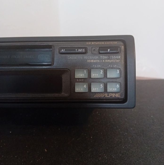 Rádio Alpine 7544