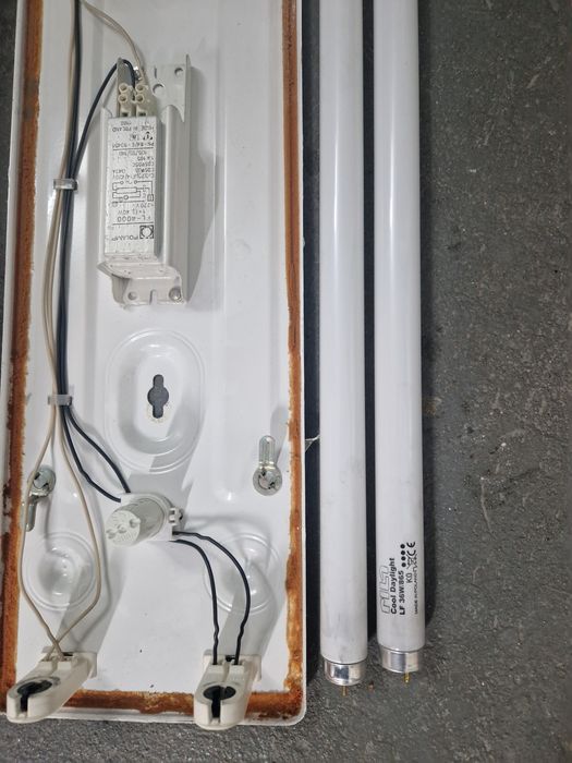 Świetlówka jarzeniówka neonówka 2 szt