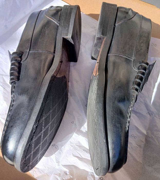 Mocassins pretos formais YUCCA n.º 43 com pouco uso — a ¼ do preço!