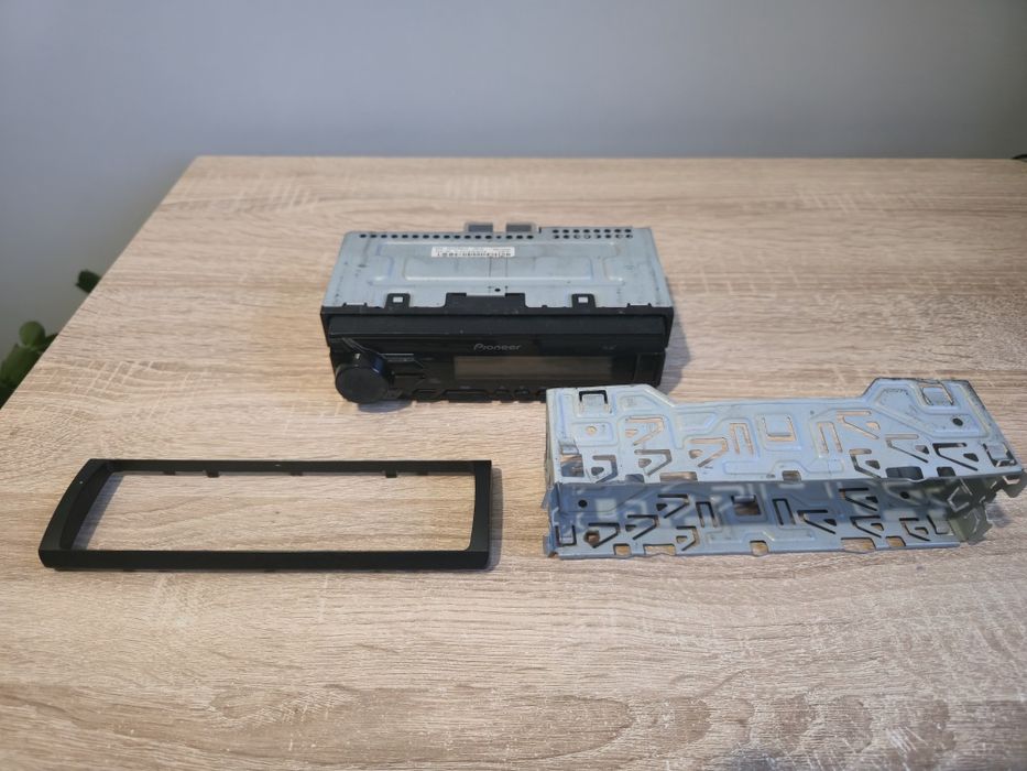 Radio samochodowe Pioneer MVH-190UB