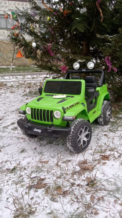 Дитячий електромобіль ,подарунок