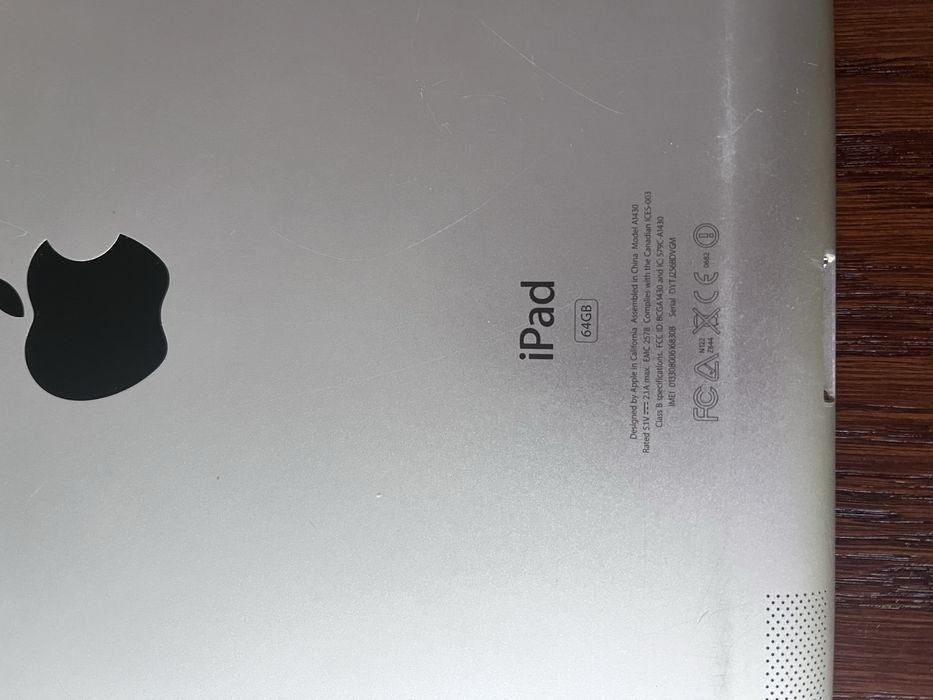 Tablet (3 generacji) 64 GB