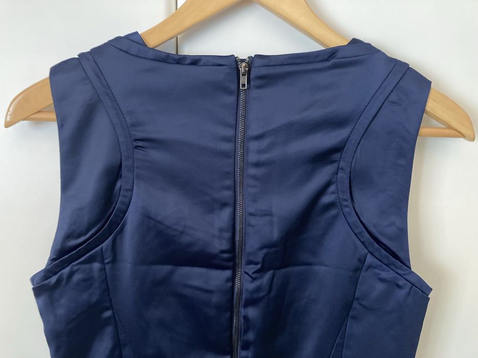 Vestido acetinado azul