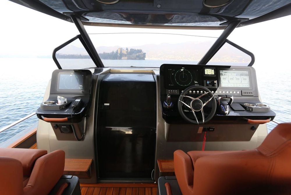 Łódź motorowa RIB dla Konesera - Stradivari 52